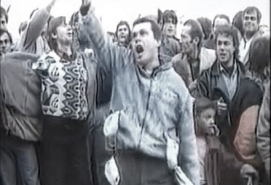 “Pas shembjes së regjimit komunist, ai merrej me të drejtat e studimit të ish-përndjekurve politikë, kur një ditë, në zyrë i trokiti Ibrahimi, njeriu që e kishte denoncuar dhe…”/ Ngjarja e rrallë e vitit 1992