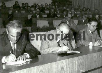 “Më 18 dhjetor 1981, kur erdha në mëngjes në punë, shoqja ime që kishte fjetur natën aty, Mimoza T., më tha se; pasi ike ti në orën 22.00, Mehmet Shehu më kërkoi që…”/ Dëshmia e rrallë e ish punonjëses së shërbimit, Farije Koçiraj