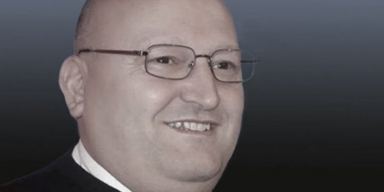 “Atë e mundën bashkëpunëtorët e okupatorit sllav dhe shpirtrat kriminel, madje njëri nga policët e UDB-së që e rrahën për vdekje, iu bë poetit edhe ‘ortak’ në bashkëshortësi…”/ Historia tragjike e “Migjenit” të Kosovës