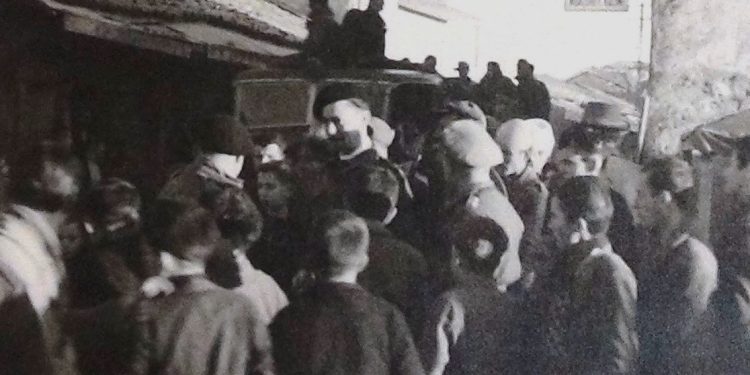 “Gjermanët erdhën edhe në rrugicën tonë, ku flejshin e hajshin vorfnisht në makina dhe mes popullit e familjeve, ishin të qetë e të urtë, por kishin urrejtje për…”/ Dëshmia e rrallë, e Ipeshkvit Katolik të Shkodrës