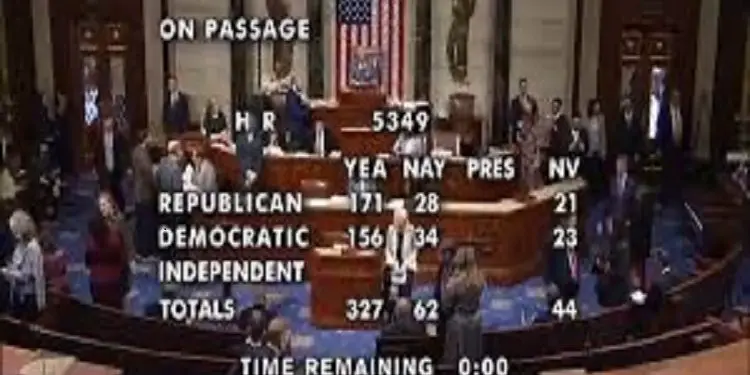 Nga Kongresi Amerikan u miratua me shumicë vote, Rezoluta H.R. 5349, “Akti vendimtar për Mësimin e së vërtetës rreth komunizmit në shkollat amerikane”-