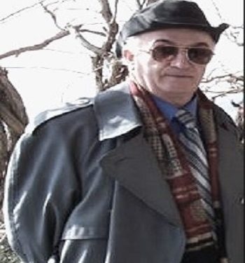 “Për 27 vjet rresht, familja banoi në një kasolle lopësh me kallama, pa dritare, ku Sokrat Shyti, iu nënshtrua punëve të rënda dhe tre herë në ditë, ai paraqitej tek i plotfuqishmi i zonës…”/ Refleksionet e shkrimtarit të njohur