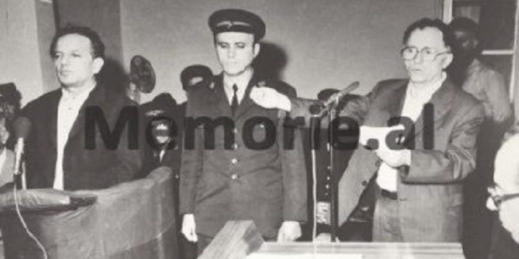 “Më 17 dhjetor 1981, pasi Mehmet Shehu shkoi në mbledhjen e Byrosë, unë me teknikun, kontrolluam telefonat e vilës së tij, me urdhër të…”/ Dëshmia e bujshme në hetuesi, e ish-oficerit të grupit shoqërimit