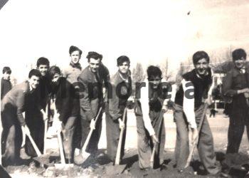 “Kur i kërkoi burrit, ta çonte tek prindërit, sepse nuk mund të duronte, të flinte me një njeri të përlyem, atij i kërceu tërbimi, e lidhi këmbë e duar pas trarit të ahurit dhe…”/ Kujtimet e ish-të internuarit politik