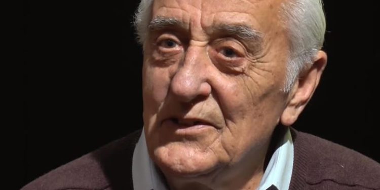 “Çfarë më tregoi mësuesi Gjeto Vocaj, nipi i Gjomarkajve të Mirditës, për takimin në zyrën e Enver Hoxhës, me djalin e vogël, Nikën, fenomenin e matematikës…”?! / Dëshmia e rrallë e gazetarit të njohur