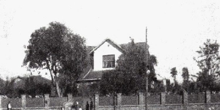 “Si ish-student dhe lojtar i ekipeve të kolegjeve në Angli, Jella u bë nisiatori i krijimit të Federatës së Futbollit Shqiptar dhe President i parë…”/ Historia e panjohur e prefektit të Durrësit, që vdiq në mjerim në Kavajë