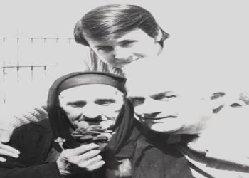 “Përlotja e tim vëllai, Ilias, aktori i Teatrit, m’u duk shenjë pendese, pse gjatë këtyre viteve, s’bëri as përpjekjen më të vogël, ta shihte një herë nënën, në kasollen e…”/ Refleksionet e shkrimtarit Sokrat Shyti