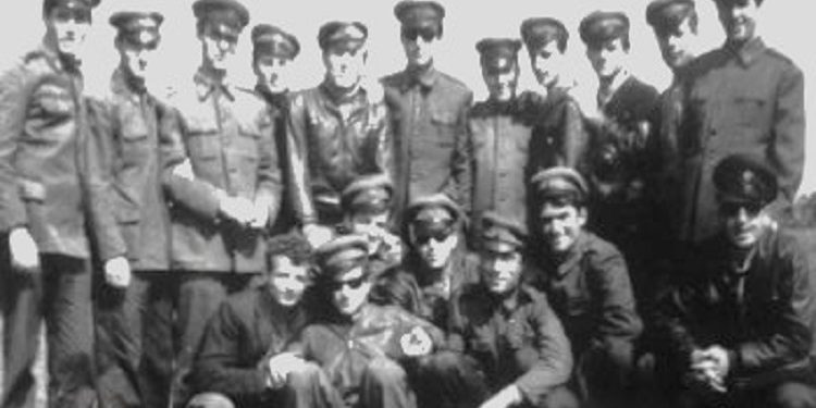 “Si e njoha komandantin e Aviacionit Luftarak Shqiptar, kolonel Niko Hoxhën dhe momentin tragjik kur ai humbi jetën në pistën e Rinasit, ku ai…”/ Dëshmia e rrallë e pilotit të diplomuar në Kinë