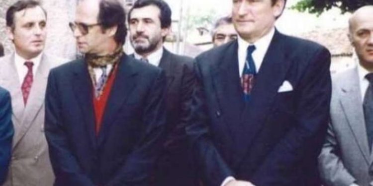 “Kur gjatë darkës, Dr. Rugova kishte thënë se, fjala ime në Kuvendin e PD-së, ishte me mendim, dikush e kishte kundërshtuar; Bejkoja është thjesht letrar, nuk ka…”! / Kujtimet e shkrimtarit dhe poetit të njohur