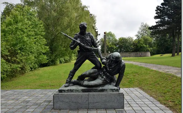 “Pas objektit ‘Lumi’ në Kërrabë, ndërtuam në Linxë me objektin ‘X-79’, për thesarin e shtetit, si dhe ‘Bllokun’ e udhëheqjes, ku punuam…”/ Dëshmia e rrallë e ish-drejtorit të objekteve sekrete në Tiranë