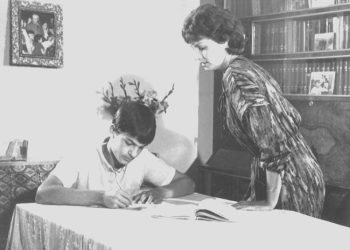 “S’e përballova dot punën si mësuese në fshatin e largët, ku shkoja çdo ditë me biçikiletë, prandaj pranova rolin në film, ku …”/ Dëshima e rrallë e aktores së njohur