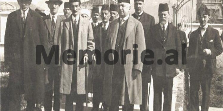“Liria personale asht e garantueme dhe askush s’mund të ndiqet, t’arrestohet, të burgoset, të dërgohet në gjyq ose, në ç’do mënyrë të pengohet nga liria, veçse kur…”/ Ç’parashikonte Kushtetuta e 1925-ës?