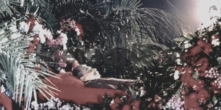 “Nga Liri Belishova, Beqir Balluku, e Spiro Koleka, dhe përse Enver Hoxha, nuk mori pjesë….”? / Zbulohen dy fotot e rralla të delegacionit zyrtar shqiptar, në ceremonitë e vdekjes së Stalinit, Moskë, mars 1953