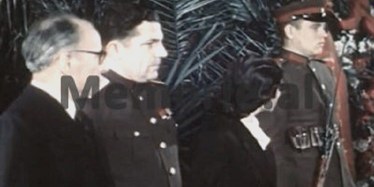 “Nga Liri Belishova, Beqir Balluku, e Spiro Koleka, dhe përse Enver Hoxha, nuk mori pjesë….”? / Zbulohen dy fotot e rralla të delegacionit zyrtar shqiptar, në ceremonitë e vdekjes së Stalinit, Moskë, mars 1953