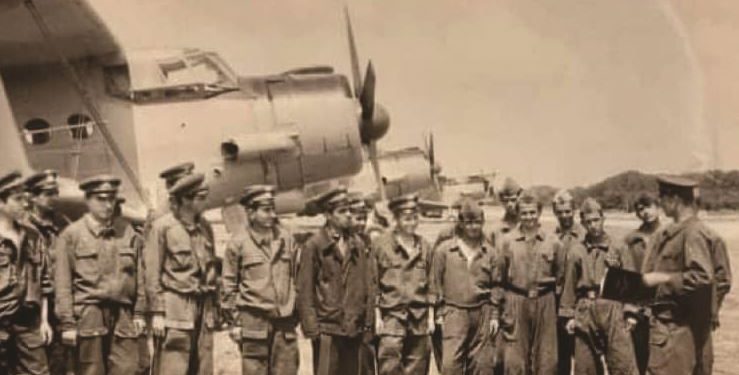 “Formacionin në ajër, e udhëhiqte komandanti i regjimentit, kolonel Niko Hoxha, me avionin nr. 211, që e drejtonte Hysen Domi nga Maminasi…”/ Ngjarja tragjike, ku humbi jetën kreu i Aviacionit Shqiptar