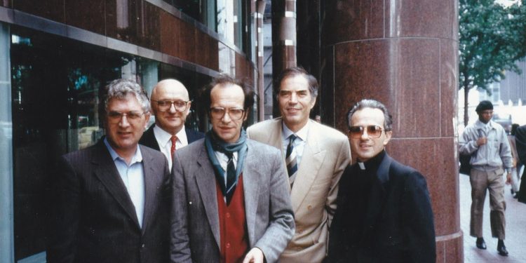 “Në 1982, ishte një ndër organizuesit e seminarit të 100 vjetorit të lindjes së Fan S. Nolit, në New York ‘Hilton Hotel’…/ Historia e panjohur e Tonin Mirakaj dhe kontributi i tij gjysëm shekullor te “Vatra”!