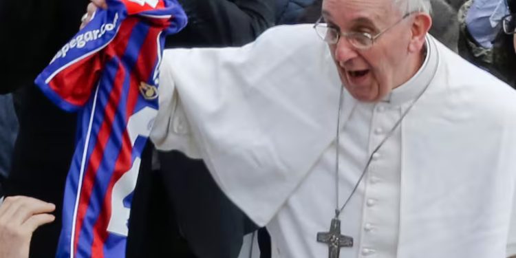 “Papa Francesku dhe arti i revolucionit pa reforma…”! /Si një prift me makinë të vjetër, bëri kishën të ndjehet e re?!