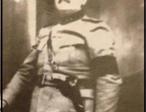 “Pas fjalimit të Shefqet Peçit para gjithë popullit te sheshi bashkisë, skuadra e pushkatimit hapi zjarr mbi tetë të arrestuarit, kurse Qamil Gavoçi, nxori pistoletën…”/ Dëshmia e rrallë e Ahmet Bushatit