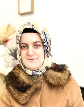 “Protesta e Progonatit: Kur fëmijët e ‘Partisë’ shndërruan dashurinë në ‘Revolucion’ dhe kërkuan që fejesat…”/Refleksionet e pedagoges së njohur, mbi manipulimin e pionierëve në regjimin komunist