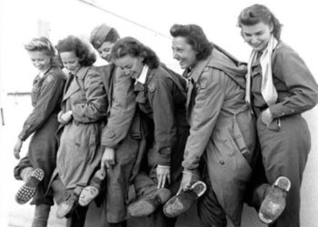 “Kur avioni i ynë rrëzua në Belsh, 30 pjesëtarë të stafit mjekësor amerikan, të nisur nga Bari Italisë, u gjendëm në një territor armik…”/ Intervistë e rrallë me të fundit të mbijetuarit, Dr. Harold Hayes.”