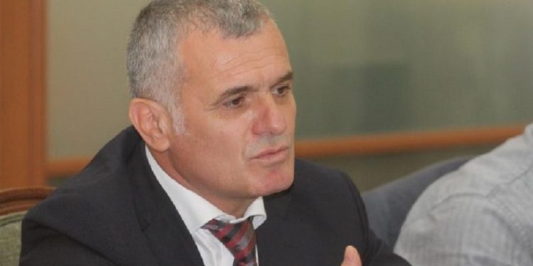 “Jam i bindur, se figura e Hysni Lepenicës, do t’i bëjë ballë me dinjitet gjykimit të historisë e, do të lexohet me ëndje, pasi…”/ Refleksionet e ish-ministrit, studiuesit dhe deputetit të njohur