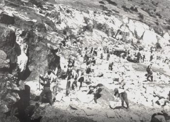 “Patër Pal Dodaj, i cili dikur i kishte shpëtu jetën Ahmet Zogut, duke mos durue torturat që i bajshin hetuesit komunistë, u pat hedhë prej dritares së…”/ Kujtimet e ish-të dënuarit politik, Ahmet Bushati