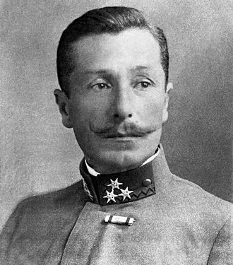 “Londra ushtroi ndikim kryesor në Tiranën zyrtare e asaj kohe, mbështeti qeveritë e Ahmet Zogut, duke marrë edhe disa kontrata për nxjerrjen e hidrokarbureve, por anglezët…”/ Refleksionet e studiueses nga SHBA-ja