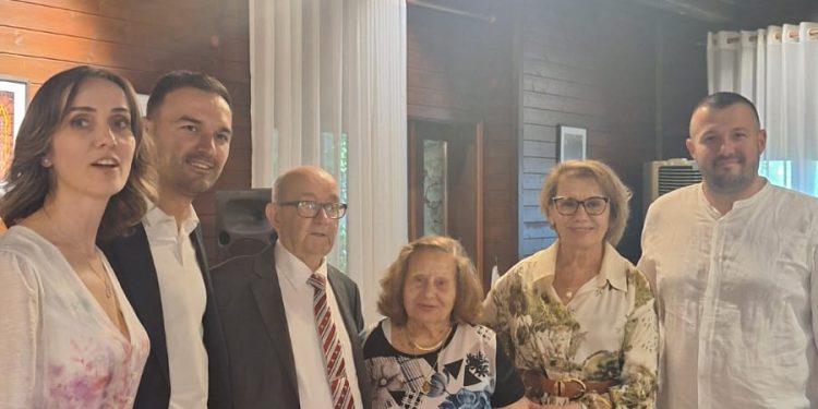 Nikoll Preng Tuci nga Oroshi i Mirditës dhe me banim në Bruksel, që vuajti 25 vite në burgjet komuniste, nderohet në 90-vjetorin e lindjes, nga Bashkia e Rrëshenit dhe Shoqata e ish-të Dënuarve Antikomunistë