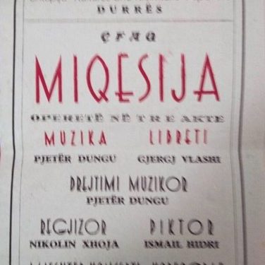 “Shfaqjet e trupës së teatrit ‘Aleksandër Moisiu’, kishin dekorin dhe skenografinë e Ismail Hidrit, i cili…”/ Historia e panjohur e piktorit të parë durrsak, që mjeshtërinë e tij ja trashëgoi të birit, Niaziut