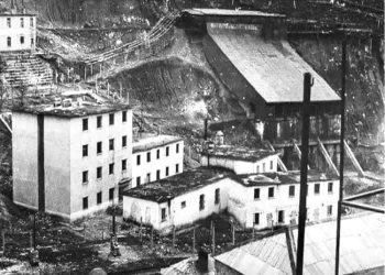 “Kur Kosta Gjordeni i plagosur bërtiste; ‘më qëllun komunistat, kriminelat, të dënuarit H. Tabaku, L. Shkëmbi e N. Skrapari afrohen, por breshëria e armëve…”/ Kujtimet e ish-të burgosurve të Qafë-Barit