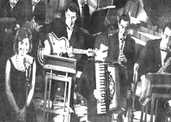 “Pak ditë më pas, Kadare u takua me Todi Lubonjën, i cili i tha; më ke folur, se si priteshin kokat e pashallarëve turq, nëse ke vend në romanin tënd, shkruaj…”/ Historia e trishtë, e autorëve të festivalit 11-të!