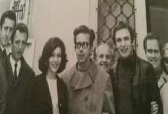 “Pak ditë më pas, Kadare u takua me Todi Lubonjën, i cili i tha; më ke folur, se si priteshin kokat e pashallarëve turq, nëse ke vend në romanin tënd, shkruaj…”/ Historia e trishtë, e autorëve të festivalit 11-të!