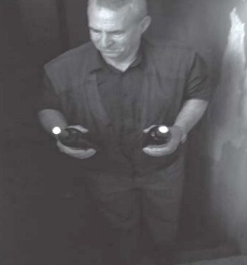 “Vënd-strehimin e kohës së diktaturës, që do na mbronte nga armiku imagjinar, unë e ktheva në një kantinë, ku prodhoj verë, raki e pije të tjera, pasi…”!/ Historia e rrallë e mjekut të njohur sportiv