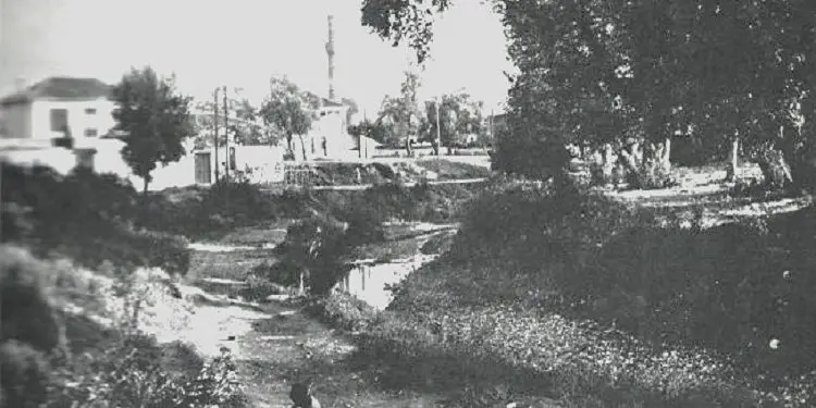 “Tirana e viteve 1930-’40-të, në disa foto të rralla, pjesë librash, albumesh e artikuj revistash italiane, të papublikuara kurrë më parë, pasi…”/ Imazhet e rralla të kryeqytetit shqiptar, që s’janë më!