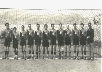 “Pasi e detyruan të zhvishej, e varën për këmbësh, me kokëposhtë, së bashku me një prift katolik, i cili kishte vdekur nga torturat.…”/ Historia e panjohur e Qazim Dervishit, gjyqtari i parë ndërkombëtar i futbollit