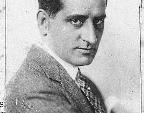 “Do ishte në nderin e qeverive shqiptare, që të ndiqnin projektin e arkitektëve italianë, për të na dhënë një bulevard dinjitoz, siç e ka…”/ Historia e panjohur e shtatë shkatërrimeve të qendrës së Tiranës