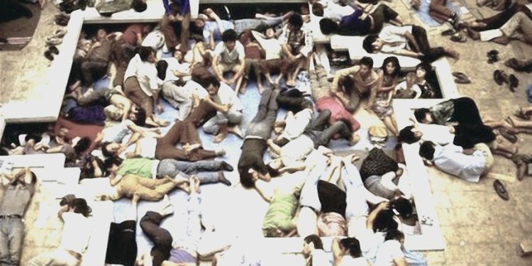 “Ervis Gega me familjen e saj, hyri në ambasadën gjermane në korrik 1990, duke i dhënë rryshfet policëve dhe…”/ Shkrimi i gazetës së njohur gjermane “Spigel”, për drejtuesen e Filarmonisë Klasike të Bonit