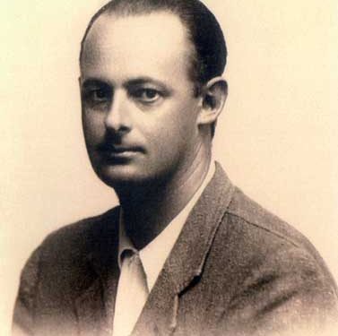 “Do ishte në nderin e qeverive shqiptare, që të ndiqnin projektin e arkitektëve italianë, për të na dhënë një bulevard dinjitoz, siç e ka…”/ Historia e panjohur e shtatë shkatërrimeve të qendrës së Tiranës