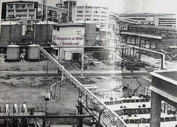 “Nga të burgosurit e Bulqizës, helmimi te Metalurgjiku Elbasanit dhe eksplozivi në Lezhë, te aksidenti në Zall-Bastar, ku vdiqën…”! / Ngjarjet e panjohura të vitit 1979-’80, ku vdiqën 55 veta! (faksimilet me emrat)