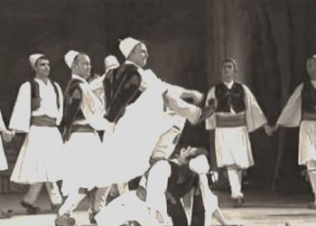 “Vallen e Osman Takës, e luajnë edhe grekët, serbët, maqedonasit, rumunët, bullgarët, madje shkolla koreografike e Janinës…”/ Dëshmia e artistit nga Konispoli, që përjetësoi vallen e famshme çame
