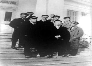 “Në Burrel u njoha me Goni Treskën, nga familjet më të dëgjuara të Korçës, i diplomuar në Korfuz, që kishte njohur ata të Grupit Komunist dhe kur e pyeta për Enver Hoxhën, ai…”/ Dëshmia e rrallë e Uran Kalakullës