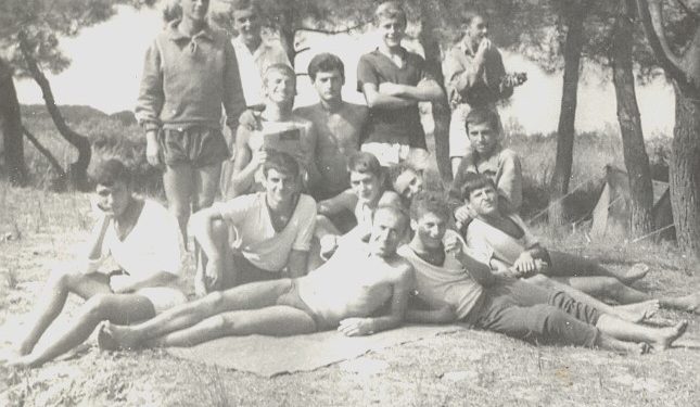 “Kur na çonin në malin e Dajtit, ku përveç televizorit ‘Lura’, s’kishim asnjë argëtim, sportistët iknin te antena në majë dhe shikonin RTL-në apo, Tele Norbën…”! / Historia e “pushimeve” të ekipeve, para viteve ’90-të