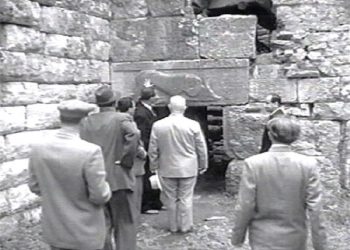 “At the Congress of the Communist Party of the Soviet Union on October 27, 1961, Khrushchev exacerbated the conflict with Albania by demanding…” / The unknown history of Moscow’s clash with Enver Hoxha.