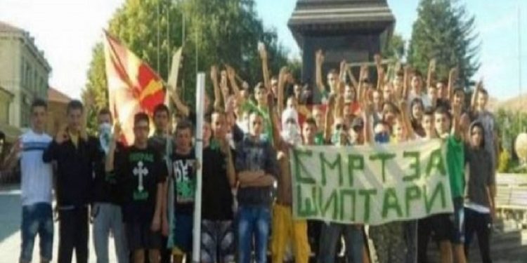 “Kjo që ndodhi në Kumanovë, nuk është konflikt shqiptar-maqedonas, por përballje mes urrejtjes dhe arsyes, mes ideologjive të errëta dhe…”! / Refleksionet e intelektualit të njohur nga Shkupi