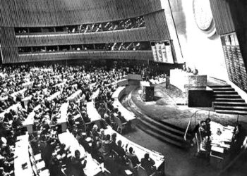 “At a reception given by the Romanian communists, when Khrushchev took his old friends by the arm, to have a conversation with them, Mehmet Shehu also approached, but to him…”/ Unknown incident at the UN, in 1960