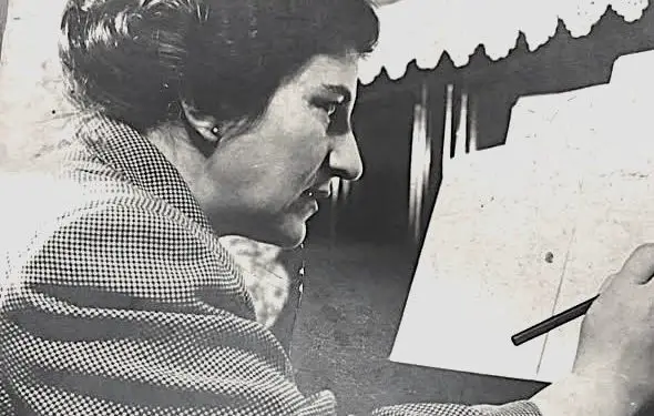 “Enver Hoxhën unë e kam njohur shumë herët, në vitet e luftës, por nuk e mendoja kurrë, që do të shndërrohej në diktator, kurse për portretin e tij…”/ Dëshmia e rrallë, e kompozitores së njohur, Dhora Leka