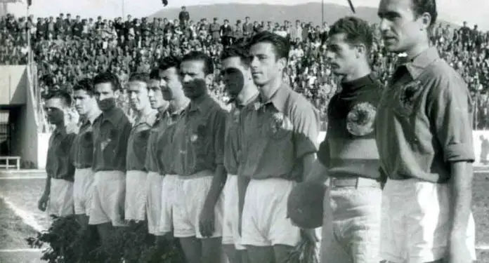 “Lojtarët sovjetik të ‘Spartakut’ të Moskës mbanin ‘Medaljen e Trimërisë’, pasi kishin luftuar gjatë Luftës së Dytë Botërore, por ekipi ynë dhe Pal Mirashi…”/ Historia e panjohur e legjendës së futbollit shkodran