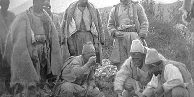 “Mikut të tij, Jani Dani nga Popovi, Napolon Zerva i shkruante; Duhet t’u rikujtojmë bashkatdhetarëve tanë, se kush e çlirojë Çamërinë nga shqiptarët…”! / Historia e genocidit grek, mbi popullsinë çame