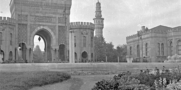 “Edhe studiuesit turq, që janë më të interesuar, deri më sot në këtë pikë, nuk janë përqendruar tek roli i Hasan Tahsinit në krijimin e universitetit të Stambollit…”/ Refleksionet e osmanologut të njohur