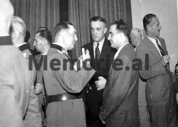 “Nuk mund të mburremi shumë për luftën kundër forcave gjermane, mbasi fakti është se, afro 34 mijë forca të tyre, dolën nga Shqipëria pa u cënuar, ndërsa u vranë…”/ Ana e panjohur e luftës, 1939-‘44